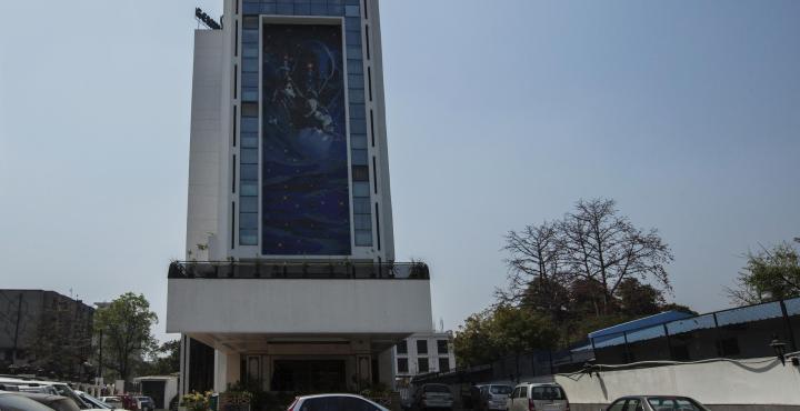Gemini Continental, Hazratganj Hotel Lucknow Bagian luar foto