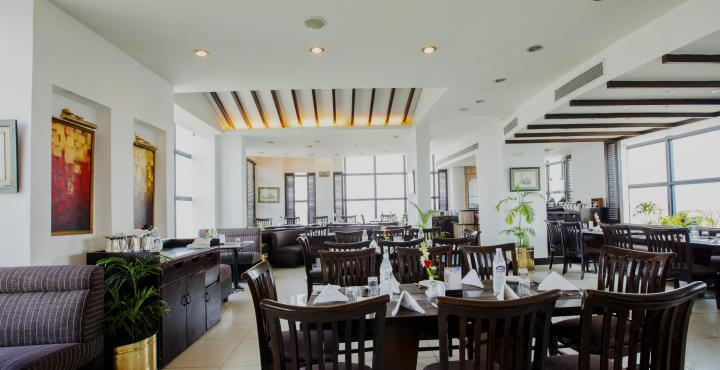 Gemini Continental, Hazratganj Hotel Lucknow Bagian luar foto